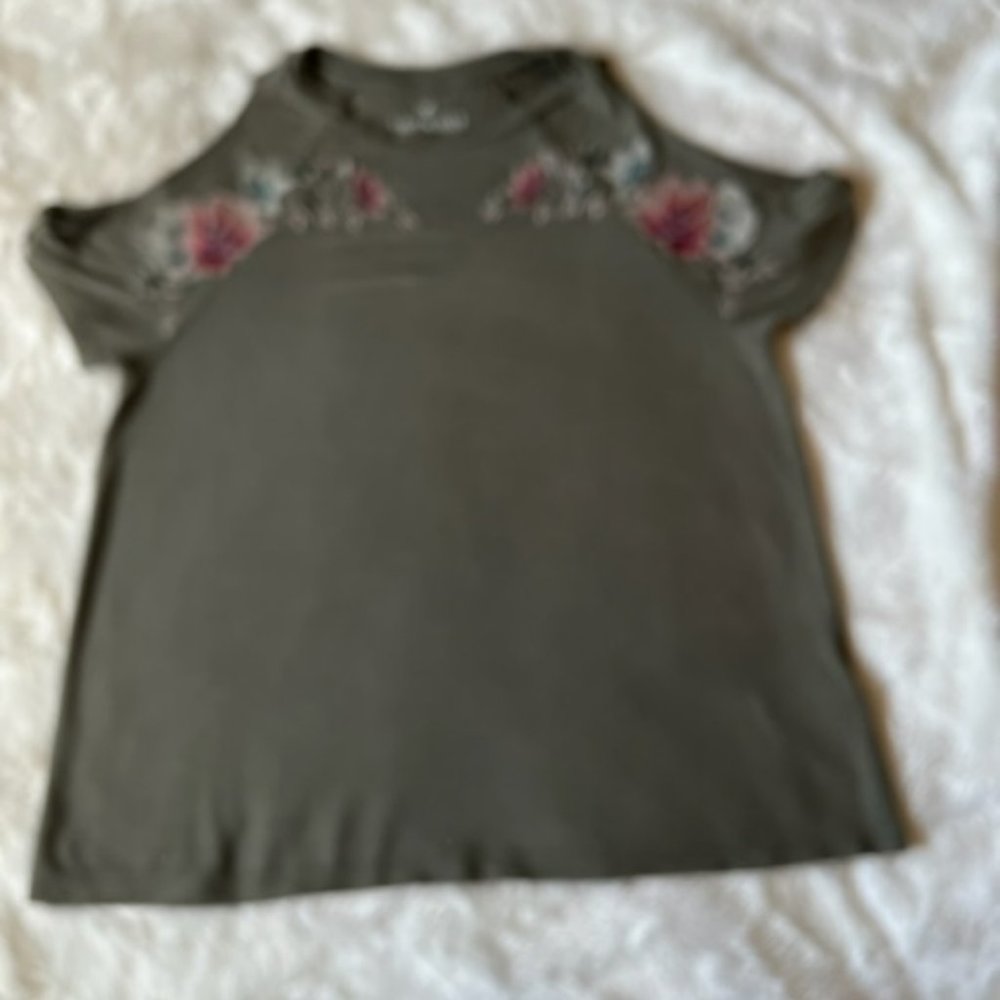 American Eagle Outfitters AEO Soft & Sexy Greenish Top Ladies Size S